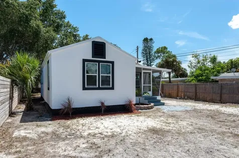 866 53rd Avenue S St Petersburg FL 33705