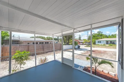866 53rd Avenue S St Petersburg FL 33705