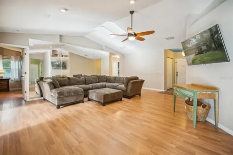 4501 NW 21st Drive Gainesville FL 32605