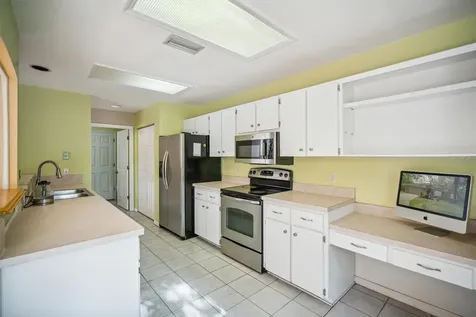 4501 NW 21st Drive Gainesville FL 32605