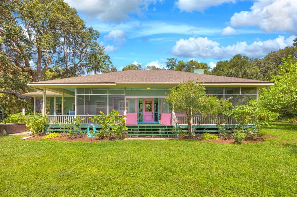 1312 E French Avenue Orange City FL 32763