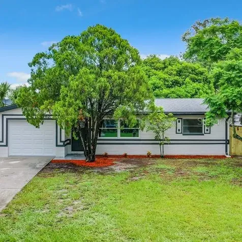 791 76th Avenue N St Petersburg FL 33702