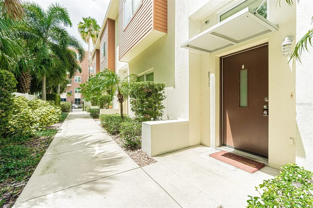 831 3rd Avenue N St Petersburg FL 33701
