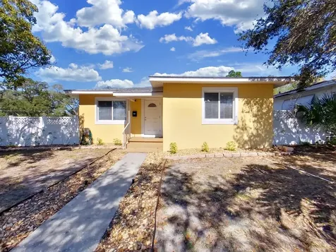 4955 1st Avenue N St Petersburg FL 33710