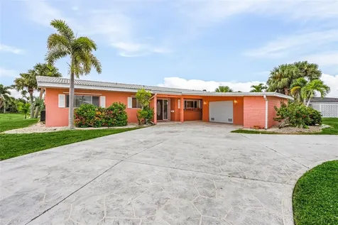 2151 W Marion Avenue Punta Gorda FL 33950