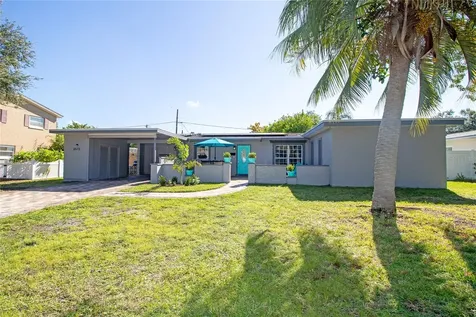 6573 19th Way N St Petersburg FL 33702