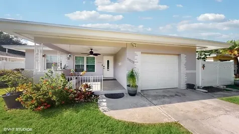 5808 Dartmouth Avenue N St Petersburg FL 33710