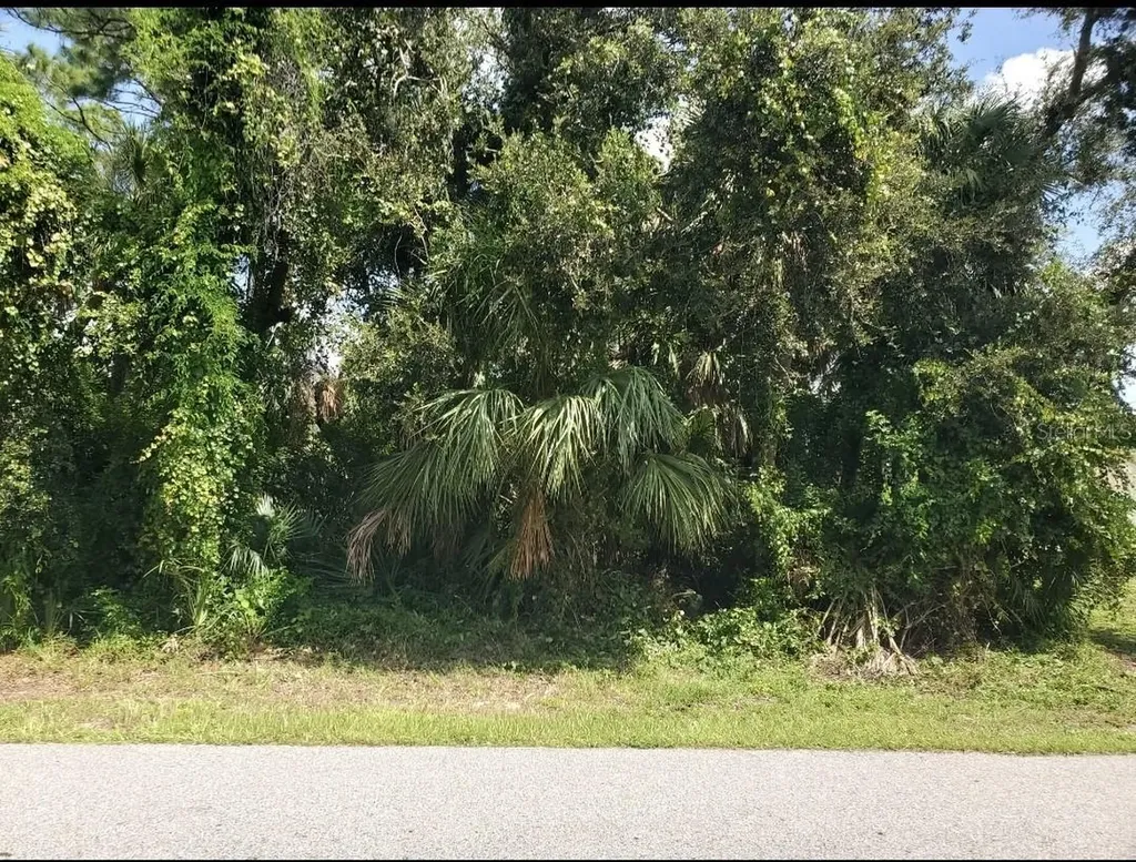 2644 Starview Avenue North Port FL 34288