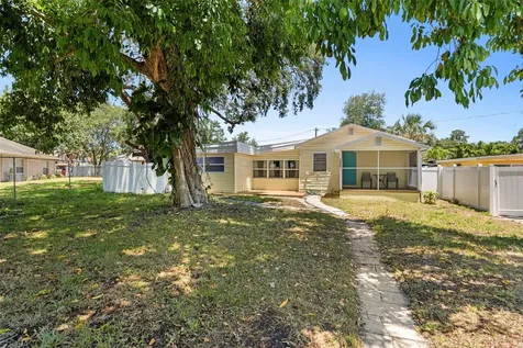 1055 19th Avenue S St Petersburg FL 33705