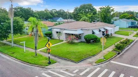 3054 9th Avenue N St Petersburg FL 33713