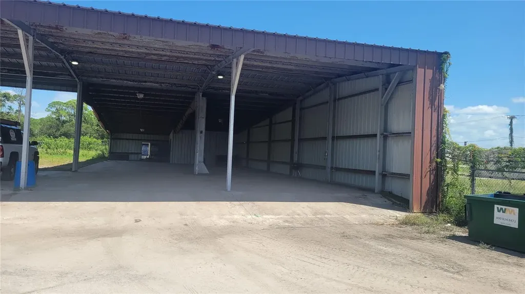 4013 Highway 441 N Okeechobee FL 34972