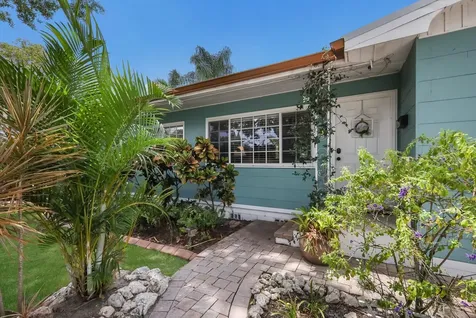 1316 32nd Street W Bradenton FL 34205