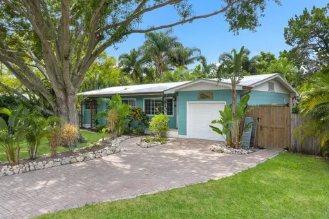 1316 32nd Street W Bradenton FL 34205