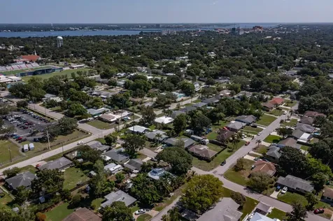 1316 32nd Street W Bradenton FL 34205