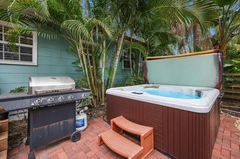 1316 32nd Street W Bradenton FL 34205