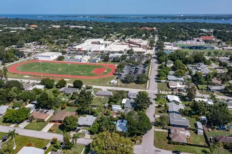 1316 32nd Street W Bradenton FL 34205