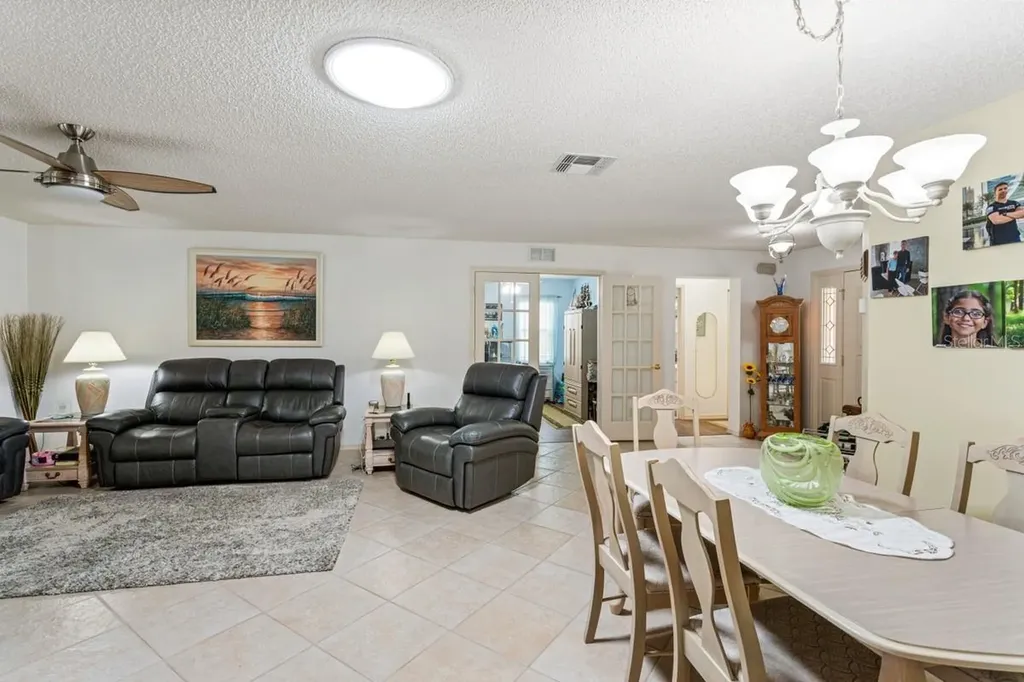9656 SW 93rd Loop Ocala FL 34481