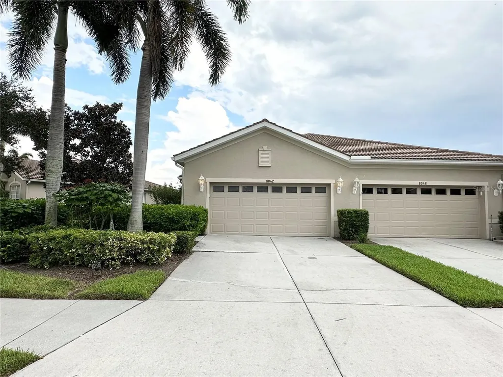 8042 Victoria Falls Circle Sarasota FL 34243