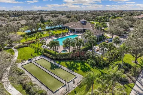 8042 Victoria Falls Circle Sarasota FL 34243