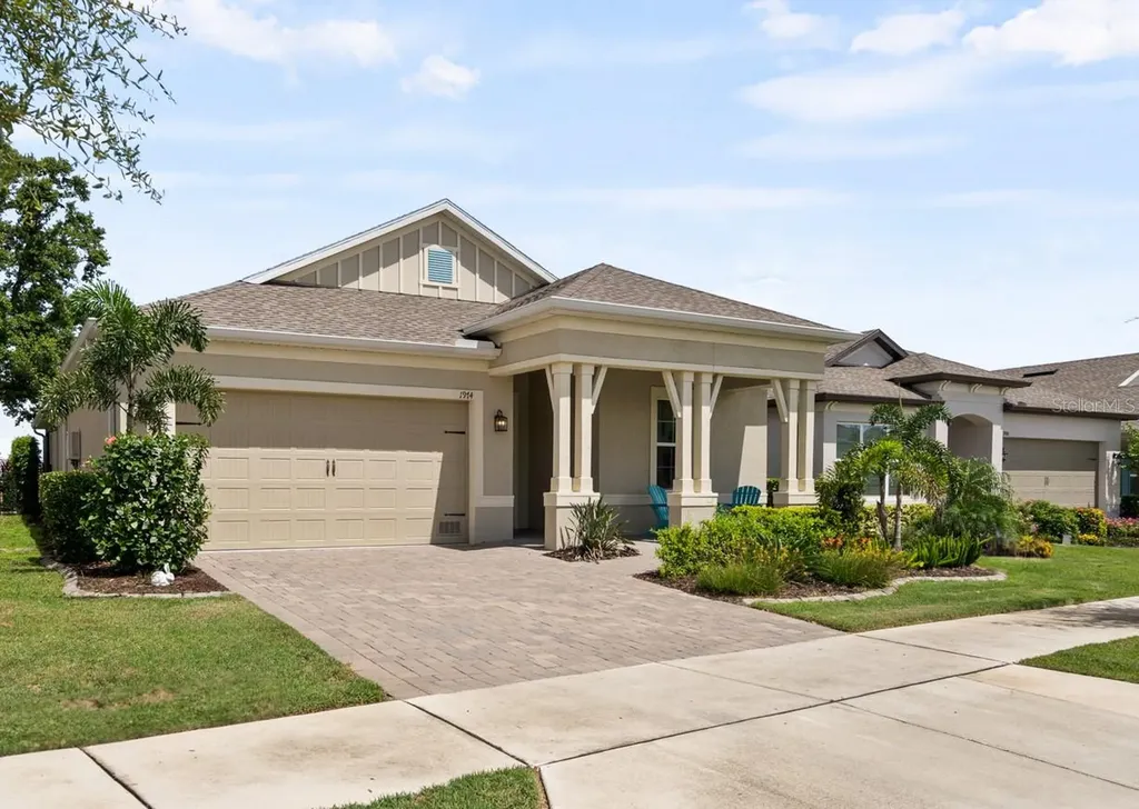 1974 Flora Pass Place Kissimmee FL 34747