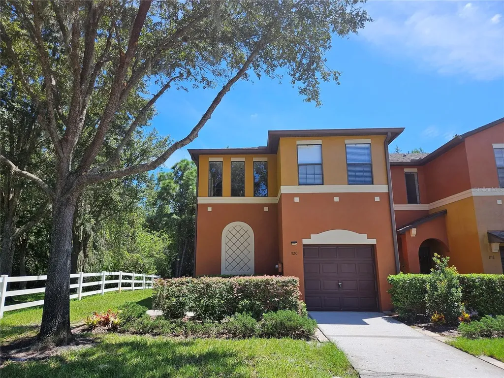1120 Blackwater Drive Wesley Chapel FL 33543