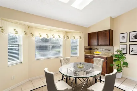 5717 King James Avenue Leesburg FL 34748