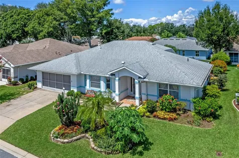 5717 King James Avenue Leesburg FL 34748