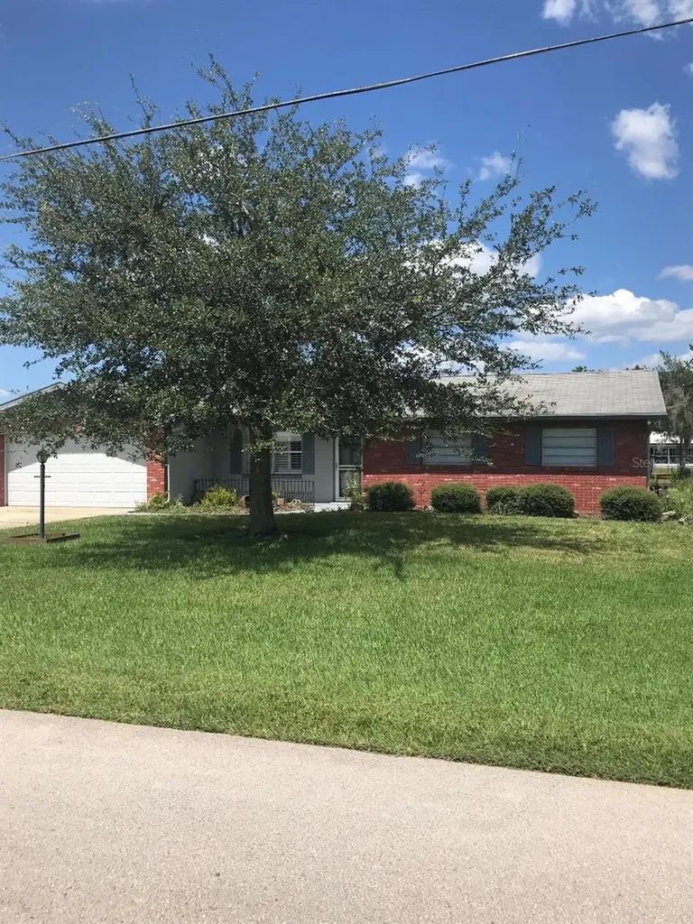1622 Juno Trail Astor FL 32102