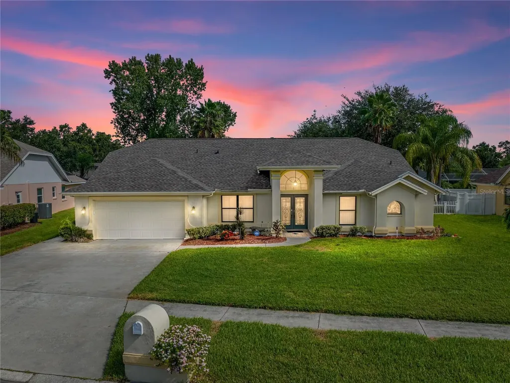2304 Marseille Court Valrico FL 33596