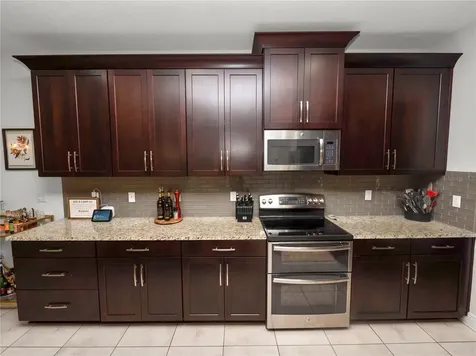 1950 Altavista Circle Lakeland FL 33810