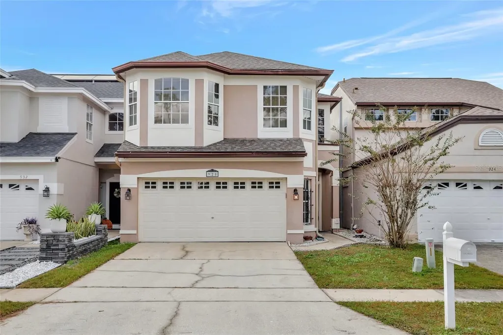 928 S Lake Sterling Court Casselberry FL 32707