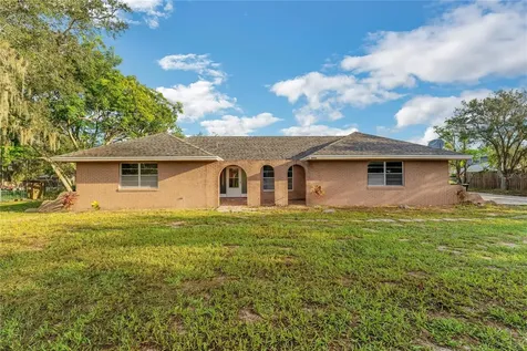 8825 Oakwood Drive Lake Wales FL 33898