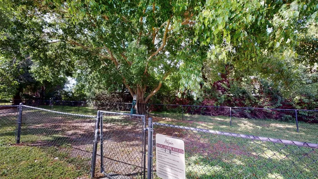 10265 Gandy Boulevard N St Petersburg FL 33702