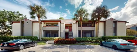 10265 Gandy Boulevard N St Petersburg FL 33702
