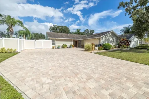 10091 85th Street Seminole FL 33777