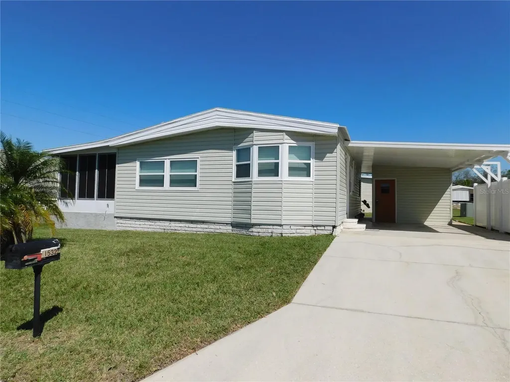 1532 46th Avenue Drive E Ellenton FL 34222