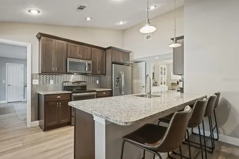 1805 N Waterman Drive Valrico FL 33594