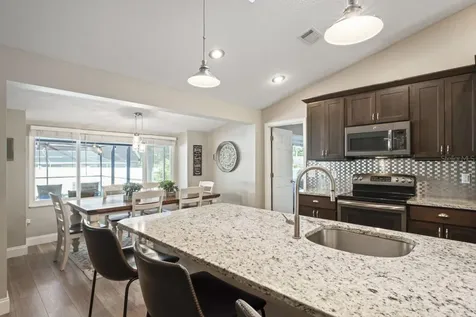1805 N Waterman Drive Valrico FL 33594