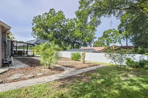1805 N Waterman Drive Valrico FL 33594