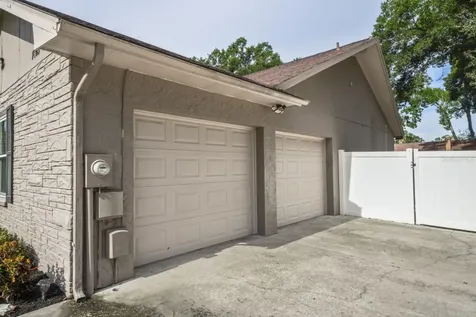 1805 N Waterman Drive Valrico FL 33594