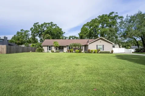 1805 N Waterman Drive Valrico FL 33594