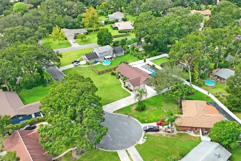 1805 N Waterman Drive Valrico FL 33594