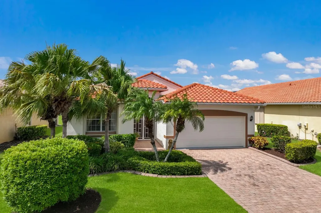 6318 43rd Court E Sarasota FL 34243
