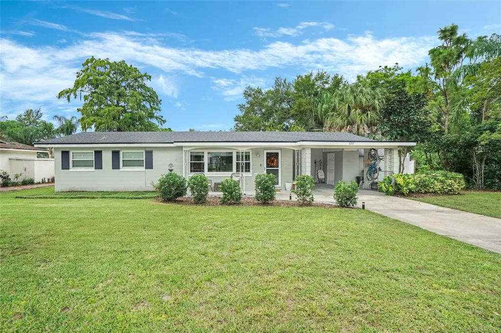 395 W Oak Hill Road Mount Dora FL 32757