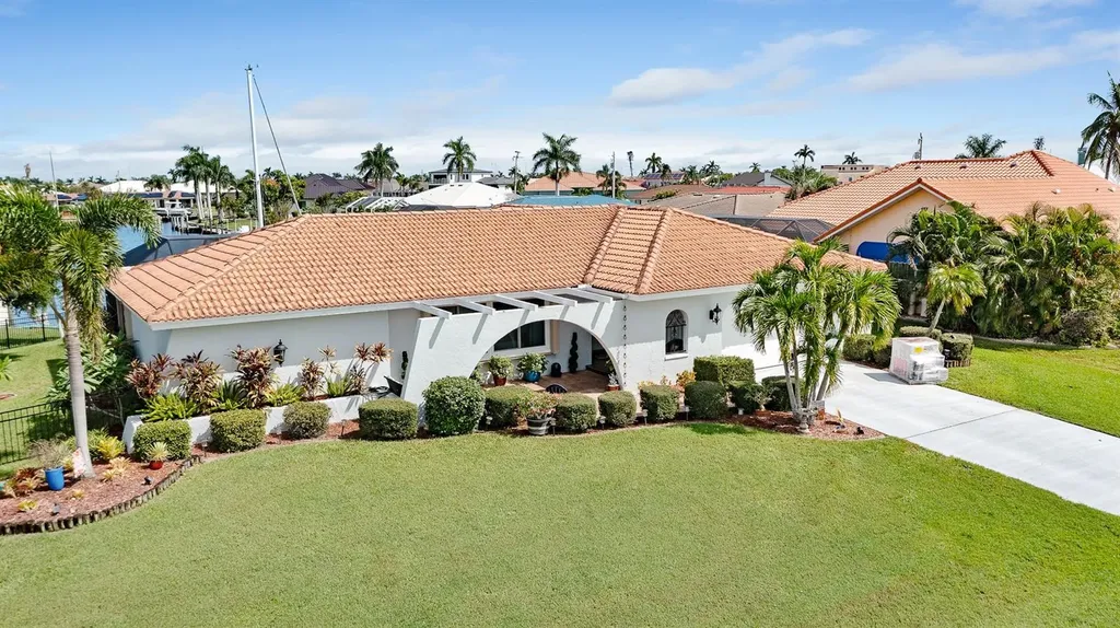 2802 Coral Way Punta Gorda FL 33950