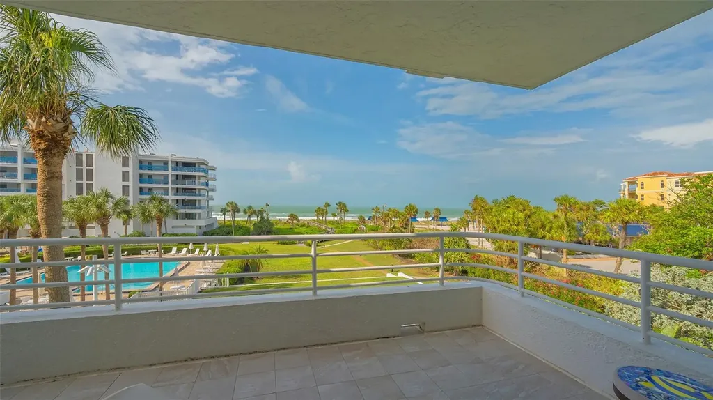 2109 Gulf Of Mexico Drive Longboat Key FL 34228