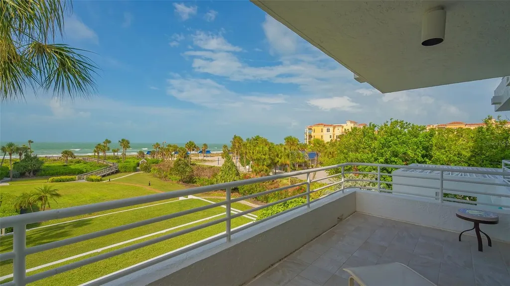 2109 Gulf Of Mexico Drive Longboat Key FL 34228