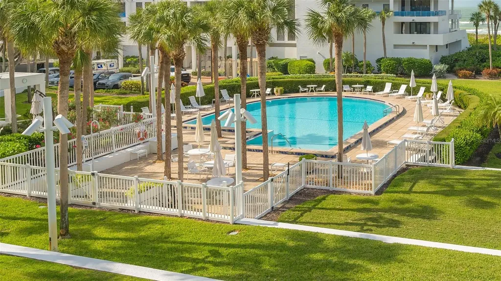 2109 Gulf Of Mexico Drive Longboat Key FL 34228
