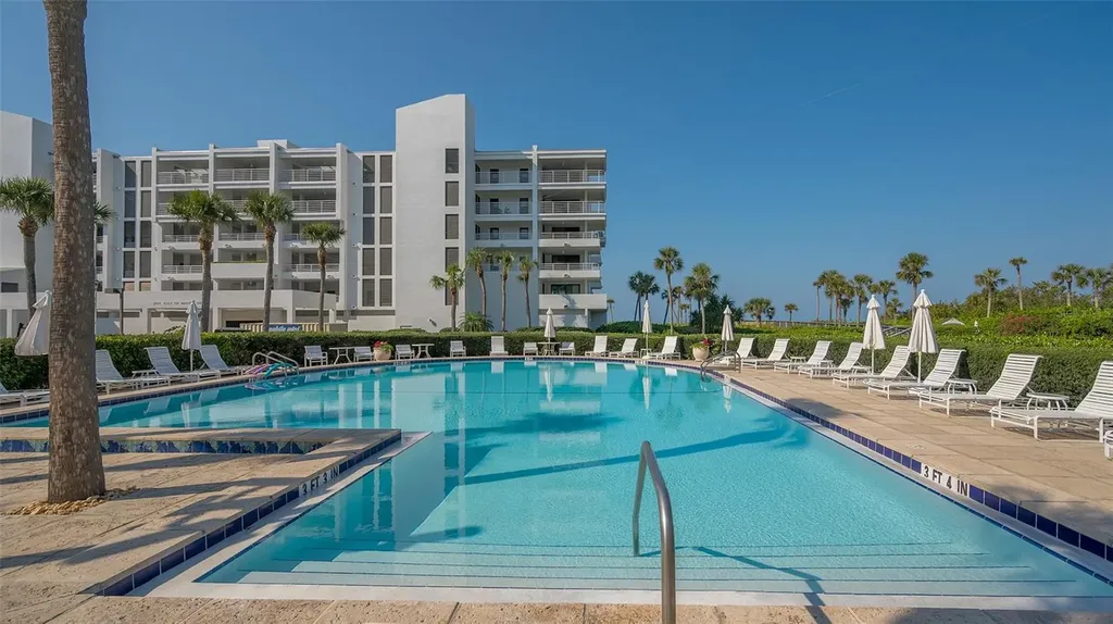 2109 Gulf Of Mexico Drive Longboat Key FL 34228