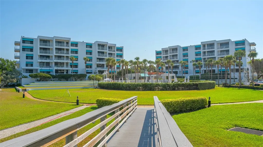 2109 Gulf Of Mexico Drive Longboat Key FL 34228